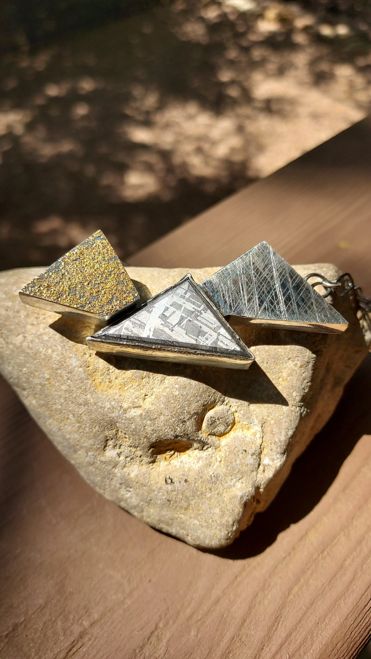 Trisolaris Pendant