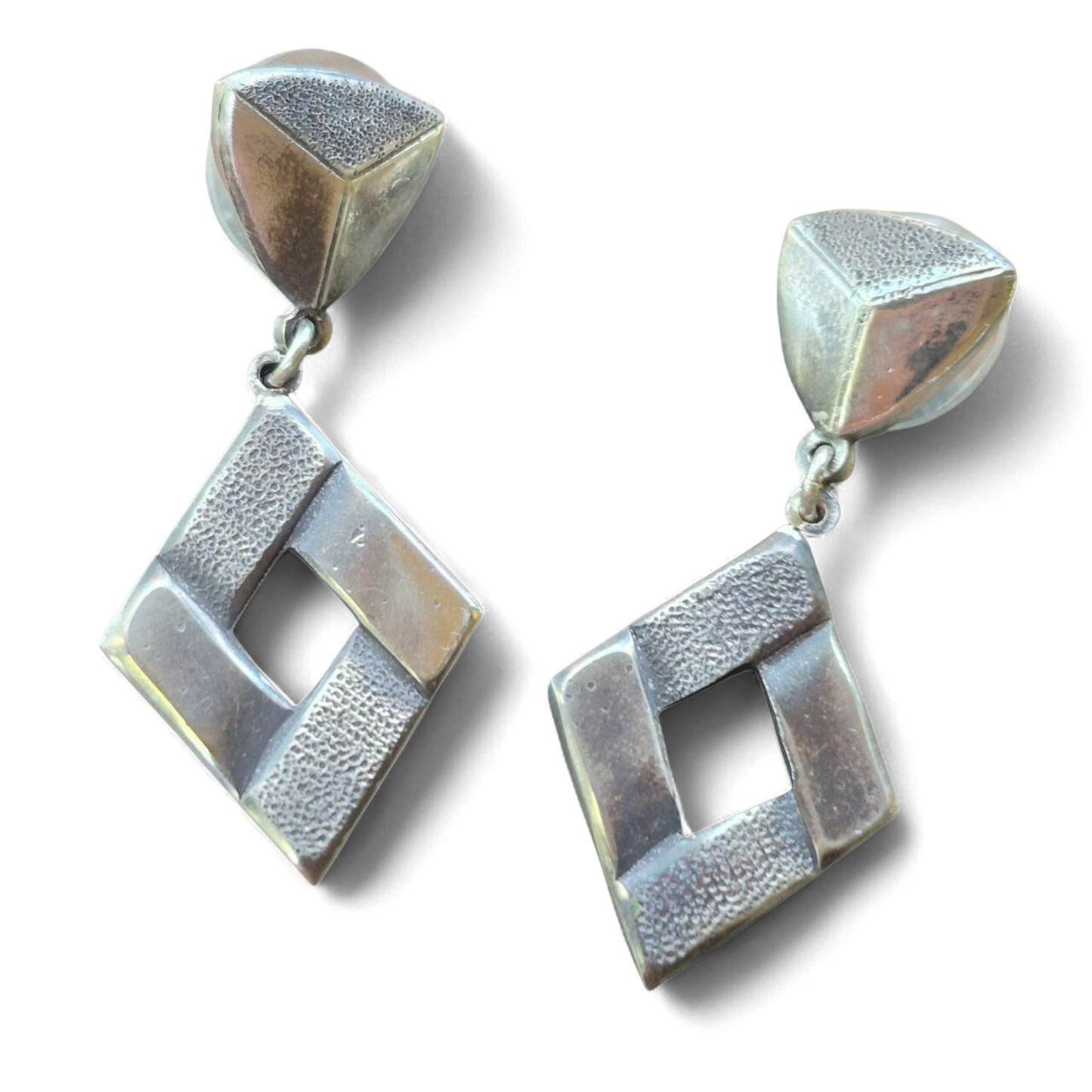 Pump up the Volume Earrings